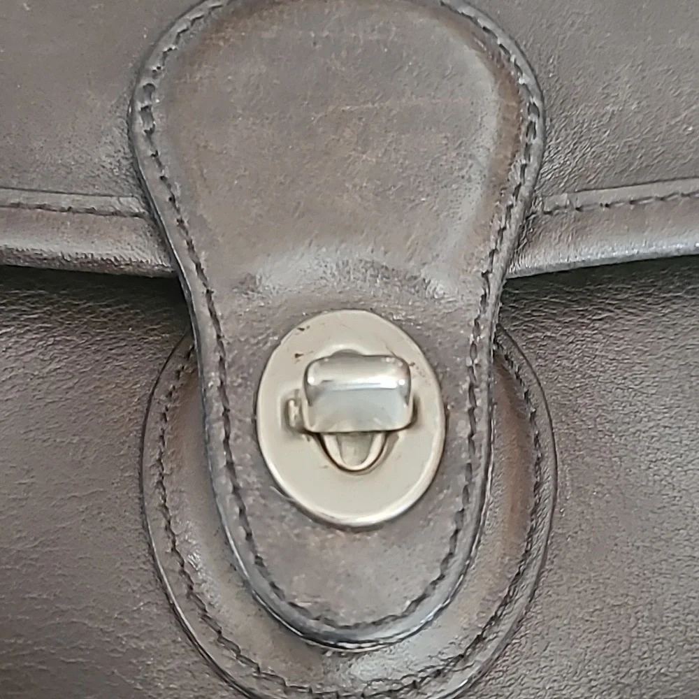 Vintage Coach Chocolate Brown 